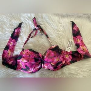 Gorgeous Bikini Top 🌺